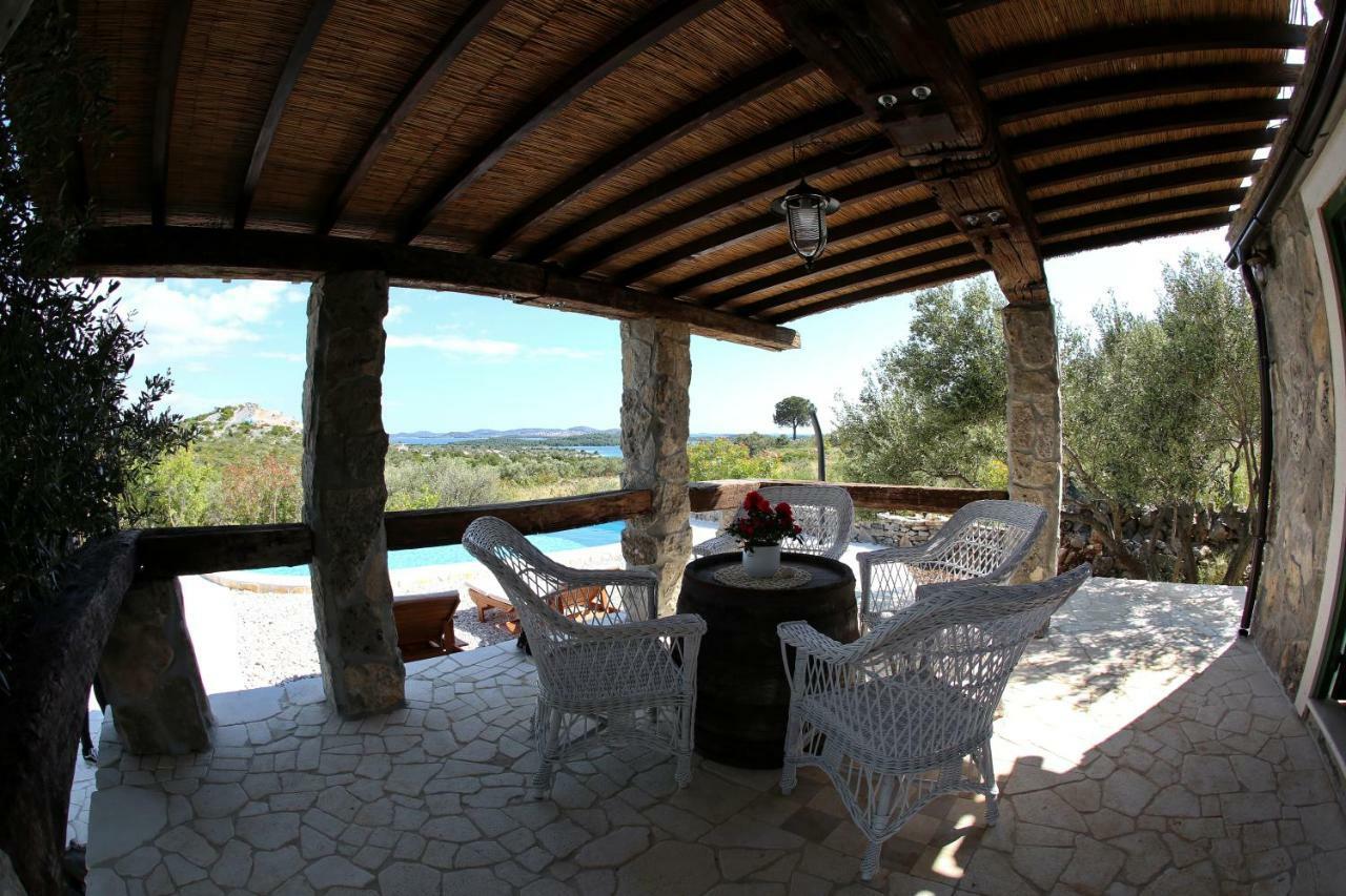 Holiday Home Petar Drage Ngoại thất bức ảnh